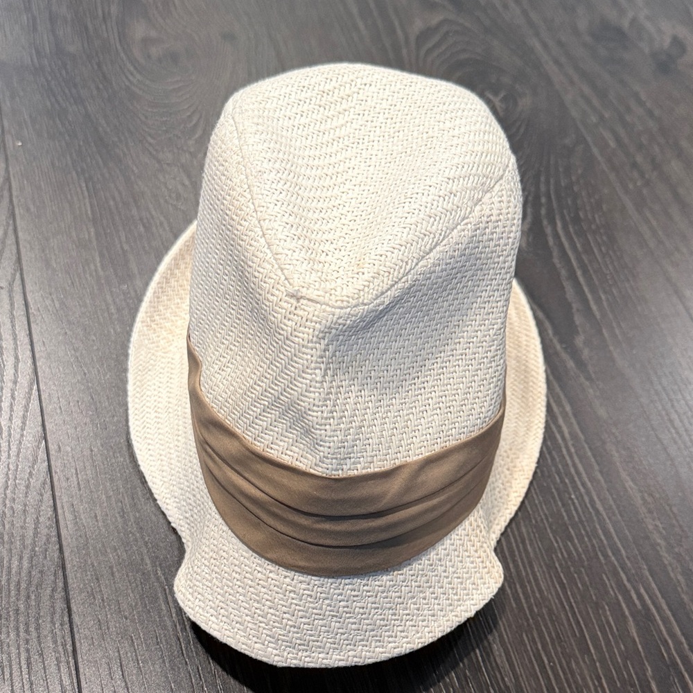 BCBGMaxAzria Cream and Tan Hat